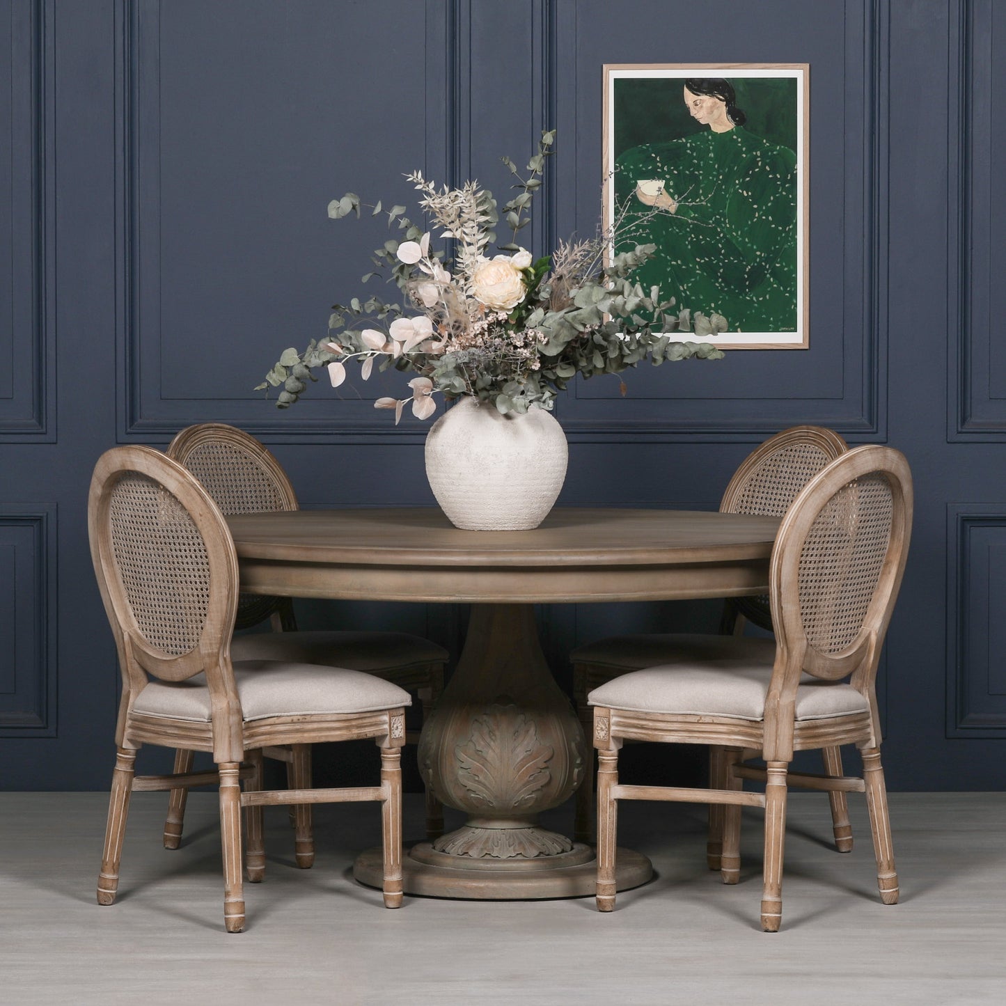 Pura Interiors Handcrafted Acorn Pedestal Dining Table | Round