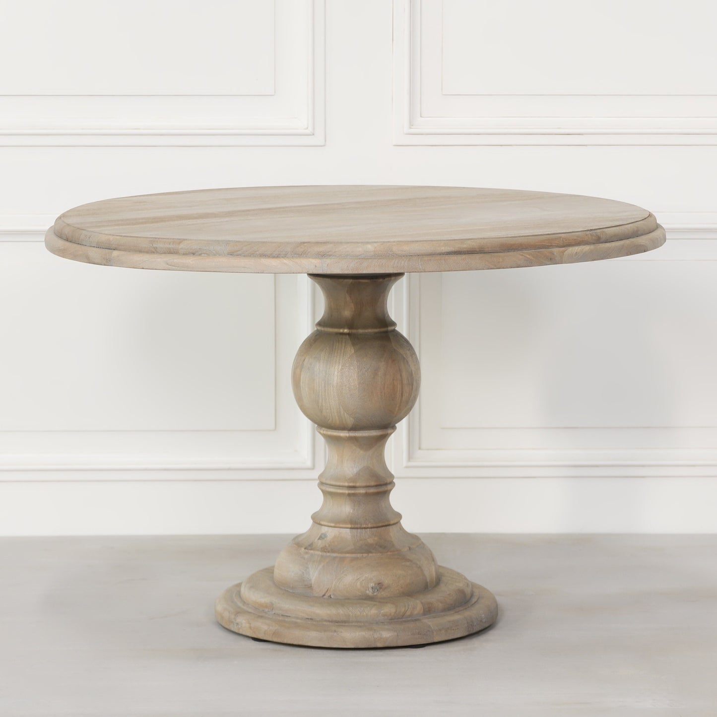 Pura Interiors Rustic Cedar Wood Round Dining Table