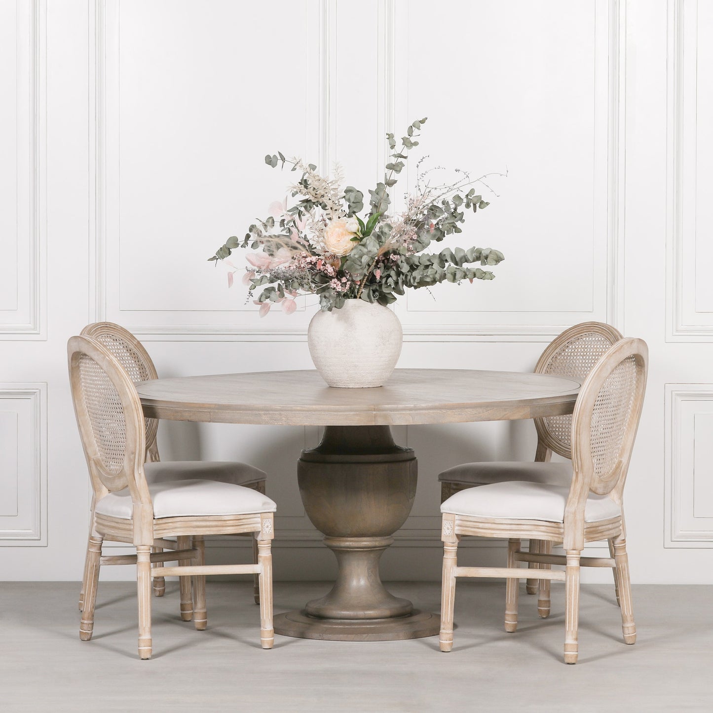 Pura Interiors Hamilton Round Dining Table | 162cm